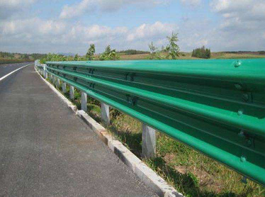 如何选择更合适的高速公路蘑菇直播APP下载？